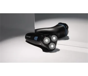 Cenový Hit Remington R1000 Holicí strojek Style Series