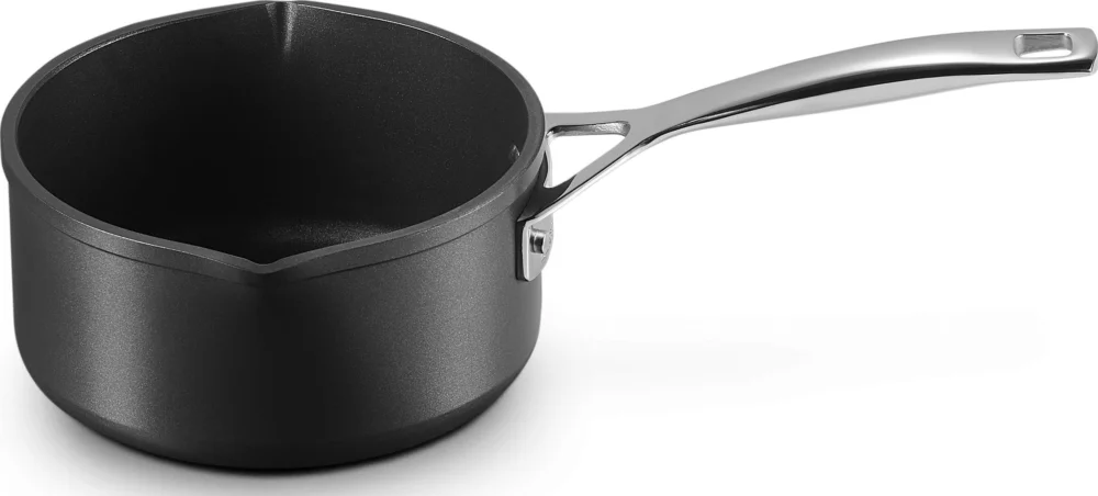 Novinka Rendlík na mléko Le Creuset nepřilnavý hliník 16 cm